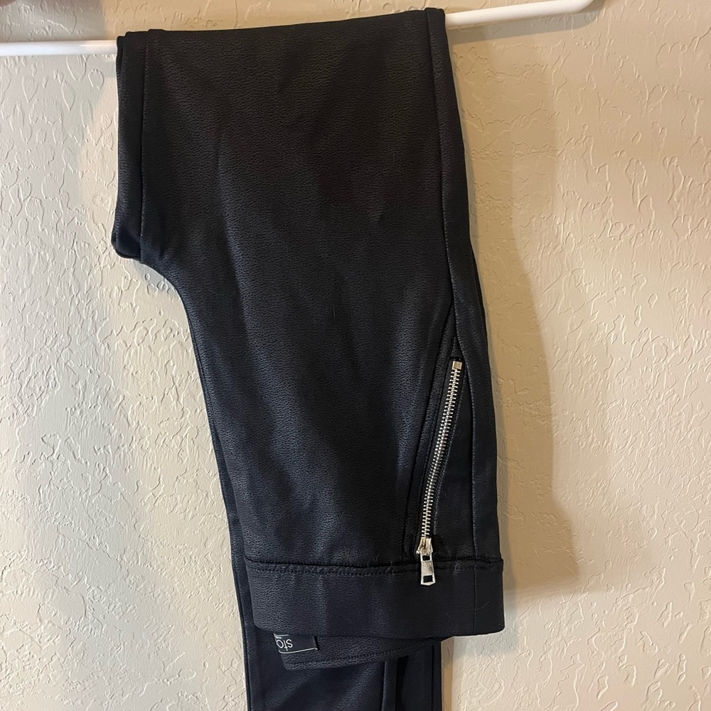 Stoosh Bowery Leggings with Zipper Detail